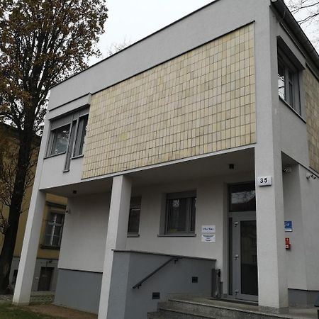 Willa Medica Poznań Buitenkant foto